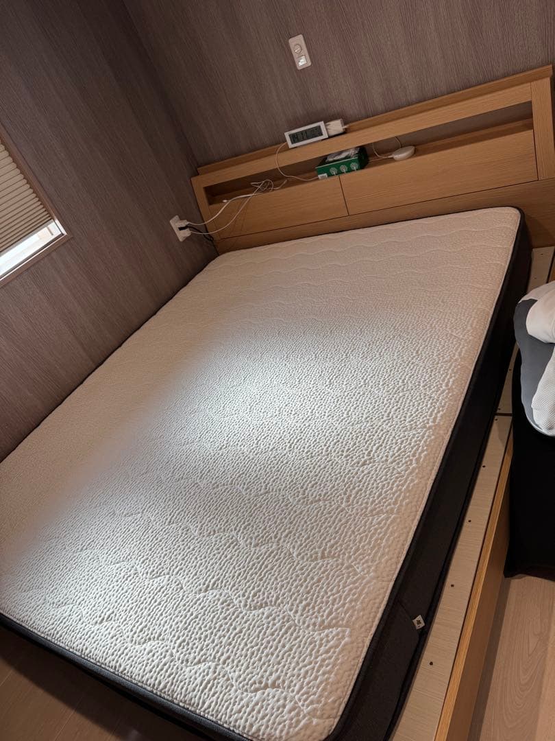 ニトリ　すのこベッドフレーム　クイーンサイズ