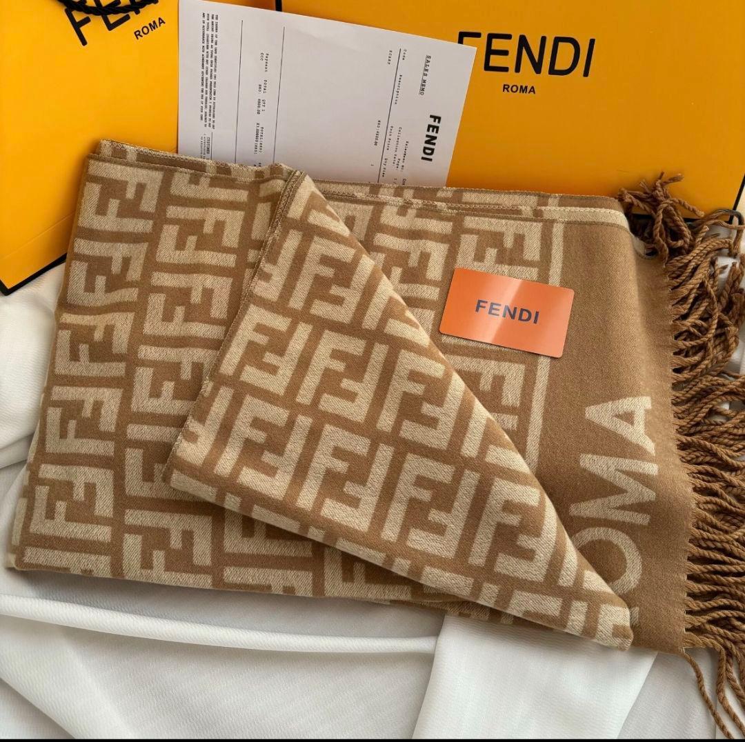 FENDI ズッカ柄 マフラー ブラウン