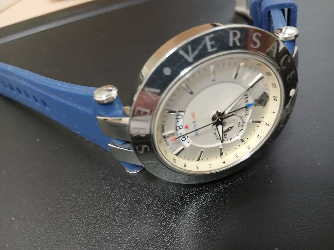 時計 VERSACE V-Race GMT ALARM