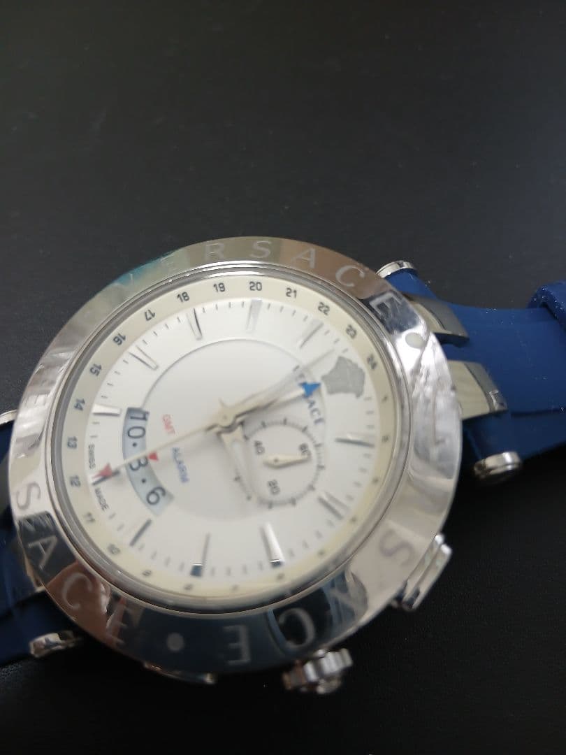 時計 VERSACE V-Race GMT ALARM