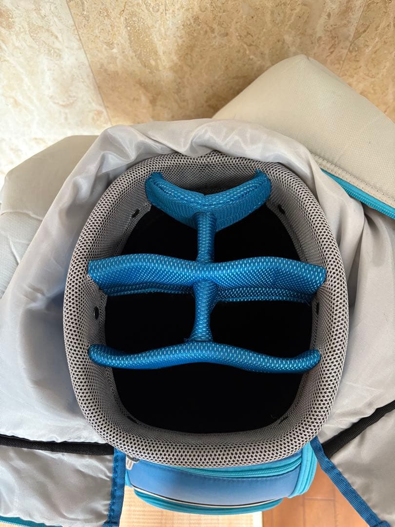 わ*ん様 NIKEゴルフキャディバッグ