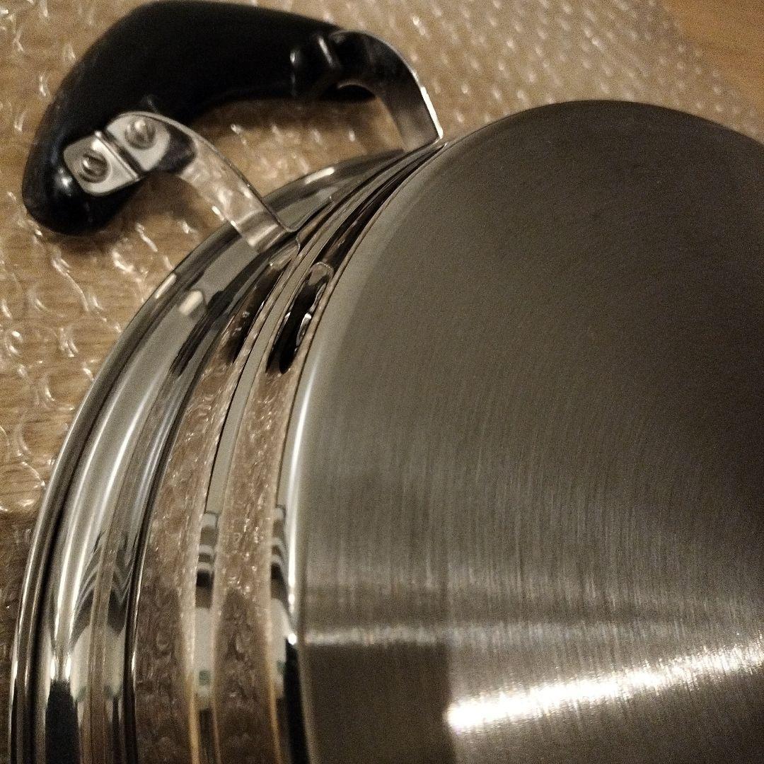 【未使用】　エレガンス　テンプトーン　高級ステンレス　両手鍋　28ｃｍ　IH対応