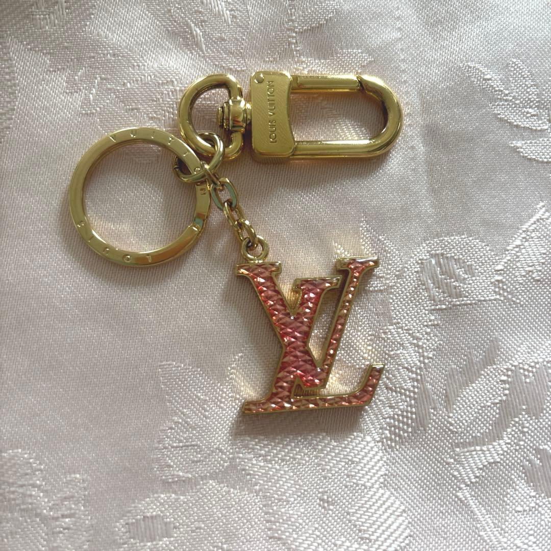 ルイママです ルイヴィトン キーホルダー ポールト クレLVナノグラム