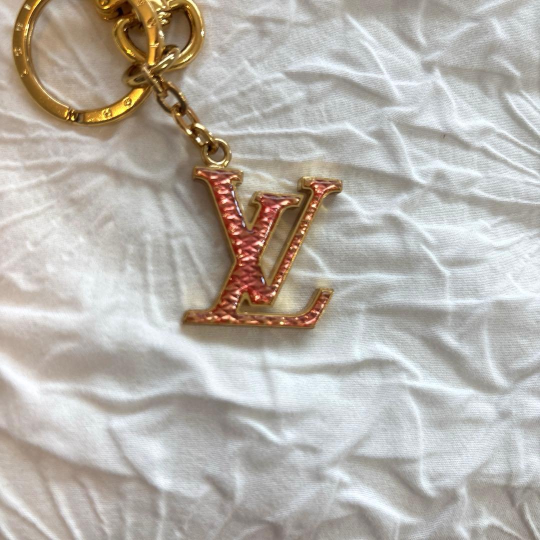 ルイママです ルイヴィトン キーホルダー ポールト クレLVナノグラム