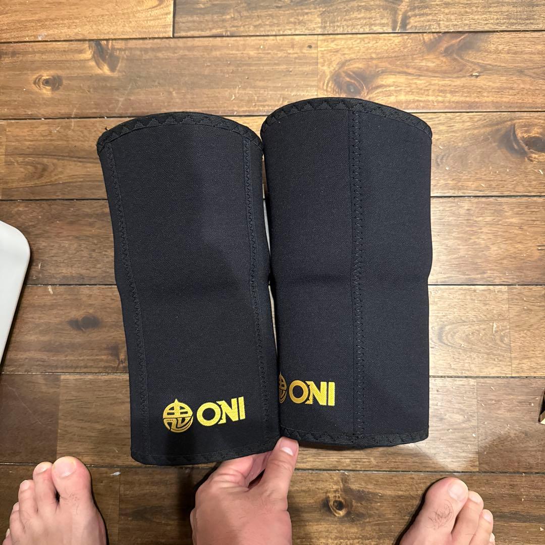 IPF ONI KNEE SLEEVES PRO Lサイズ