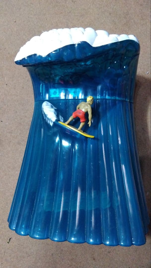 ビックウェーブ/サーファー/クッキージャー/レトロ/ビーチボーイズ