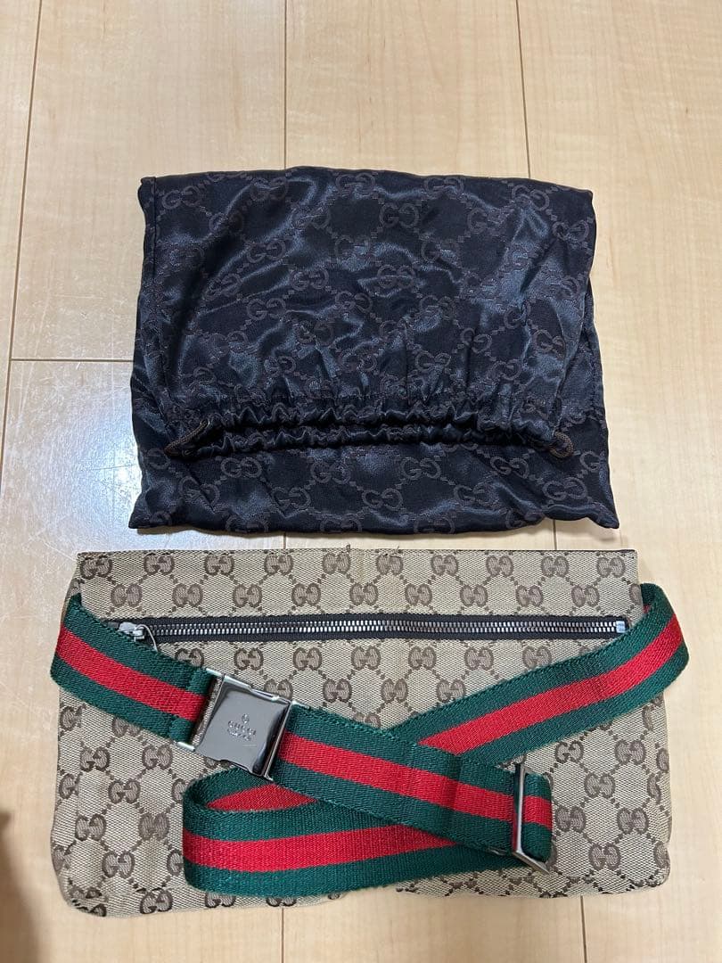 【eclatさま専用】GUCCI ボディバッグ ベージュ ダークブラウン