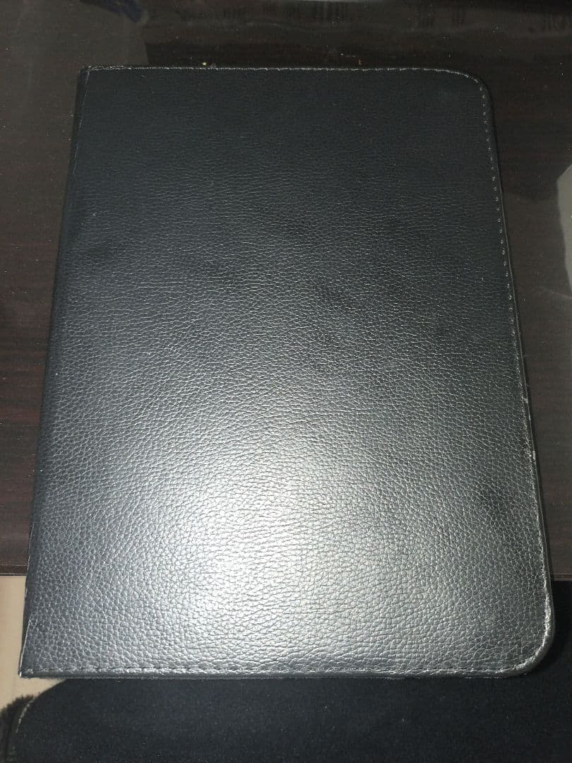 Apple iPad シルバー 10世代 ペンタブフィルム、カバー付き