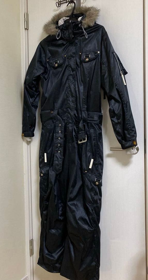 【美品】Swivel ブラック M つなぎ スキーウェア スノーボードウェア