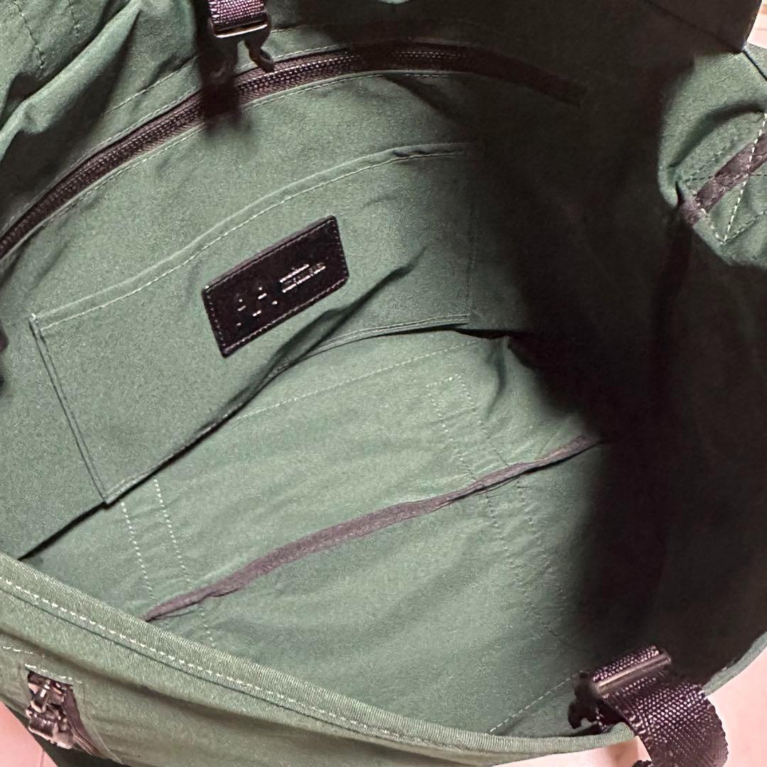 美品✨アミアカルヴァ メッセンジャーバッグ ARTIFICIAL FIBER 緑