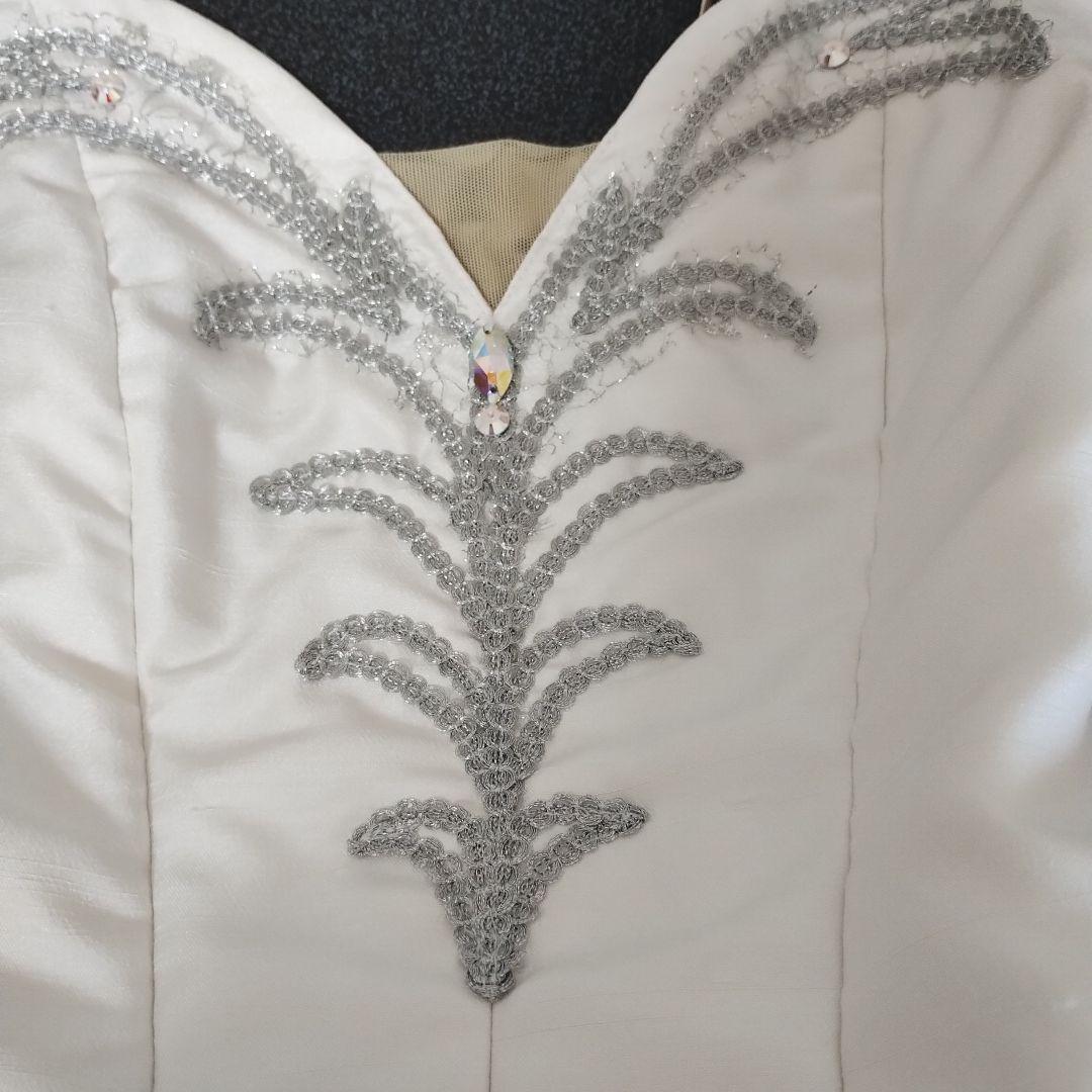 大人用 バレエ衣装 ホワイトチュチュスタイルレオタード