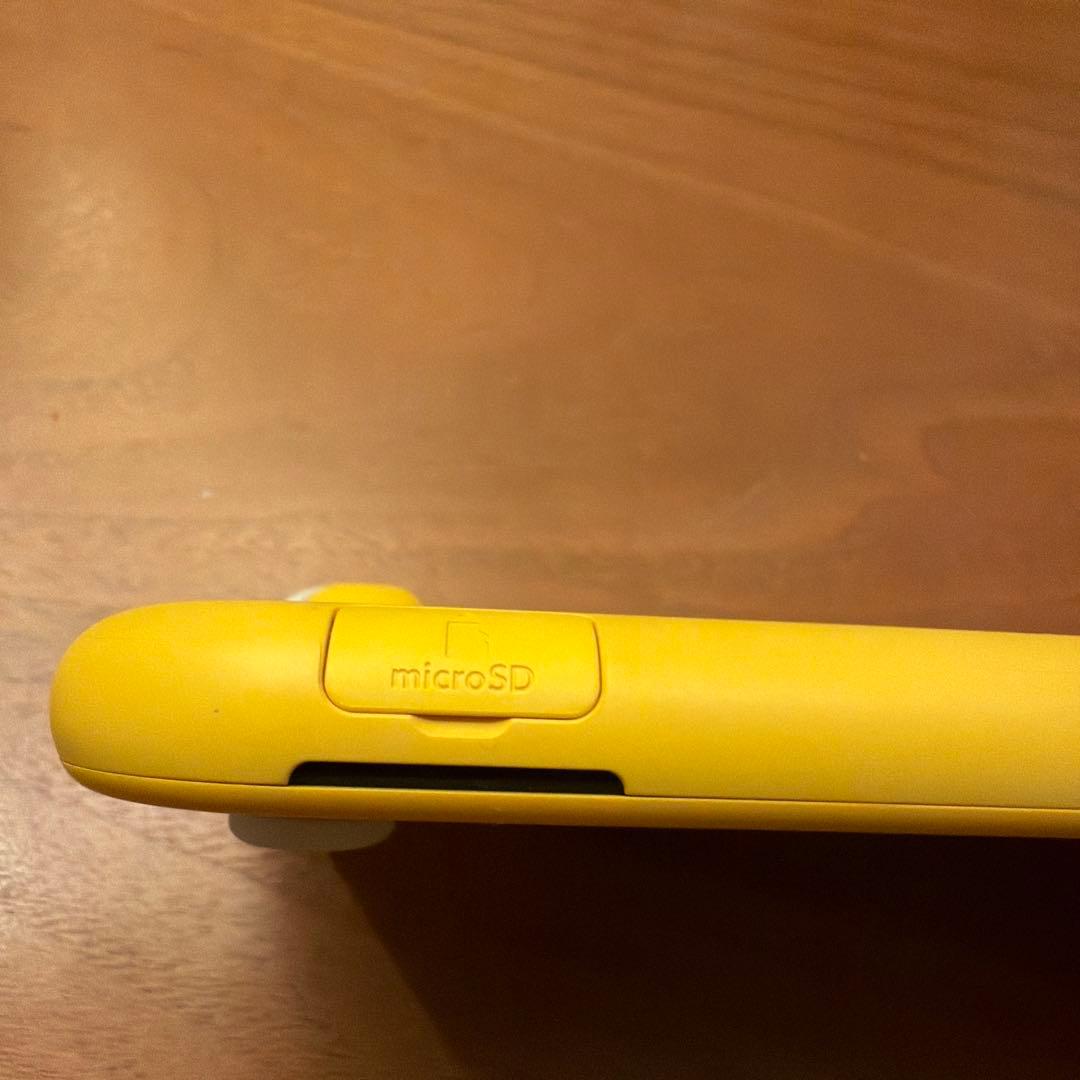 Nintendo Switch Lite イエロー 本体 ACアダプター、箱付き