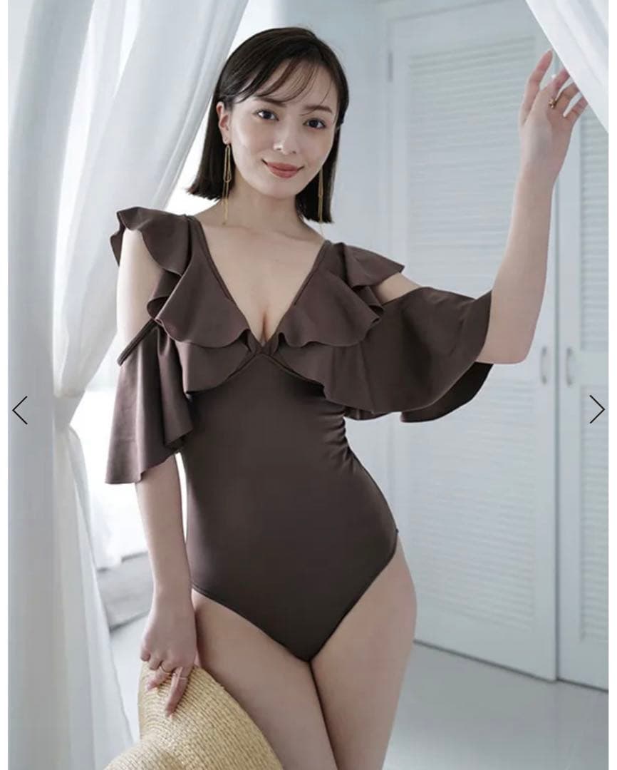 anuans フリルスリーブワンピーススイムウェア ブラウン