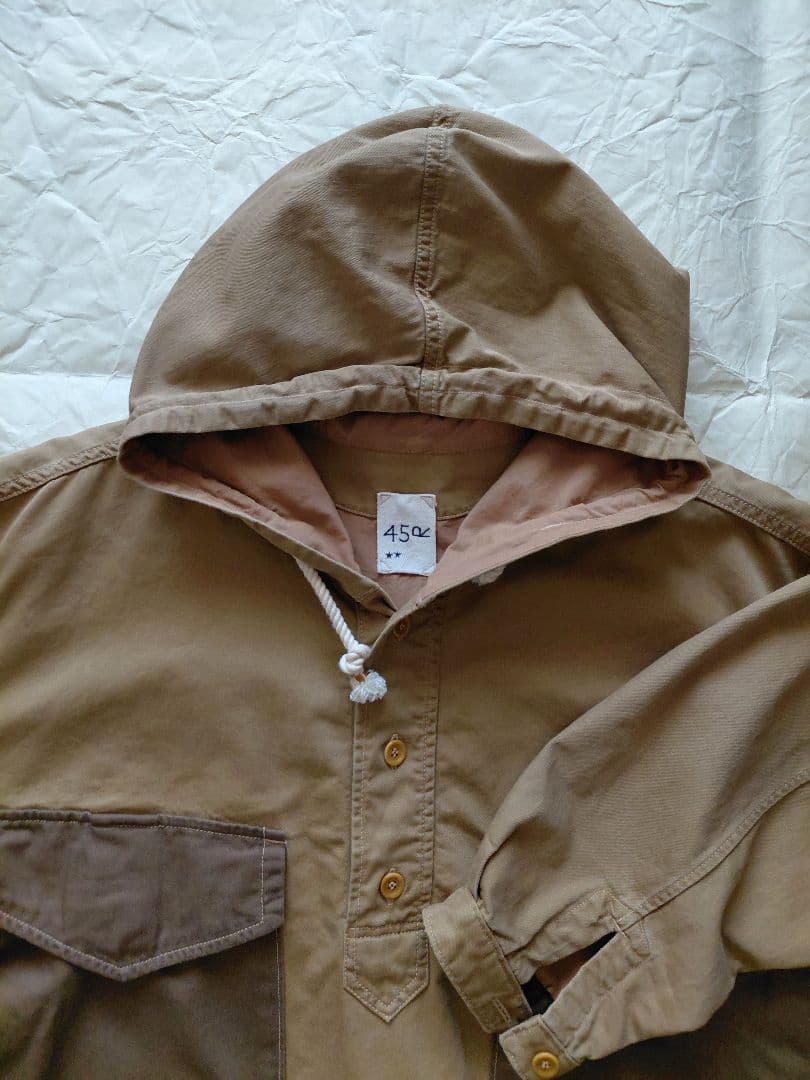 45R フード付きベージュジャケット 45サイズ