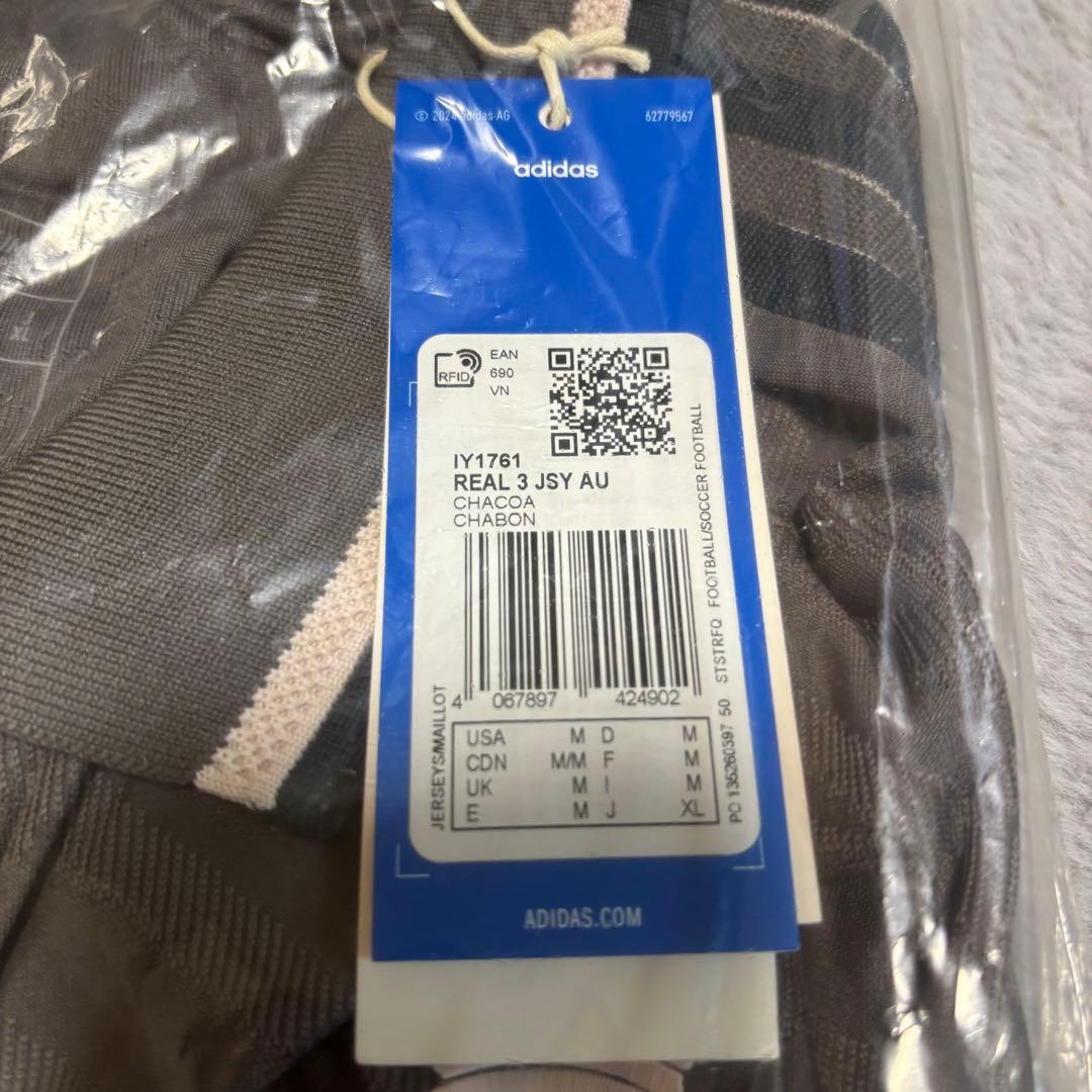 【Real Madrid】 メンズサードシャツ24/25 チャコール・未開封