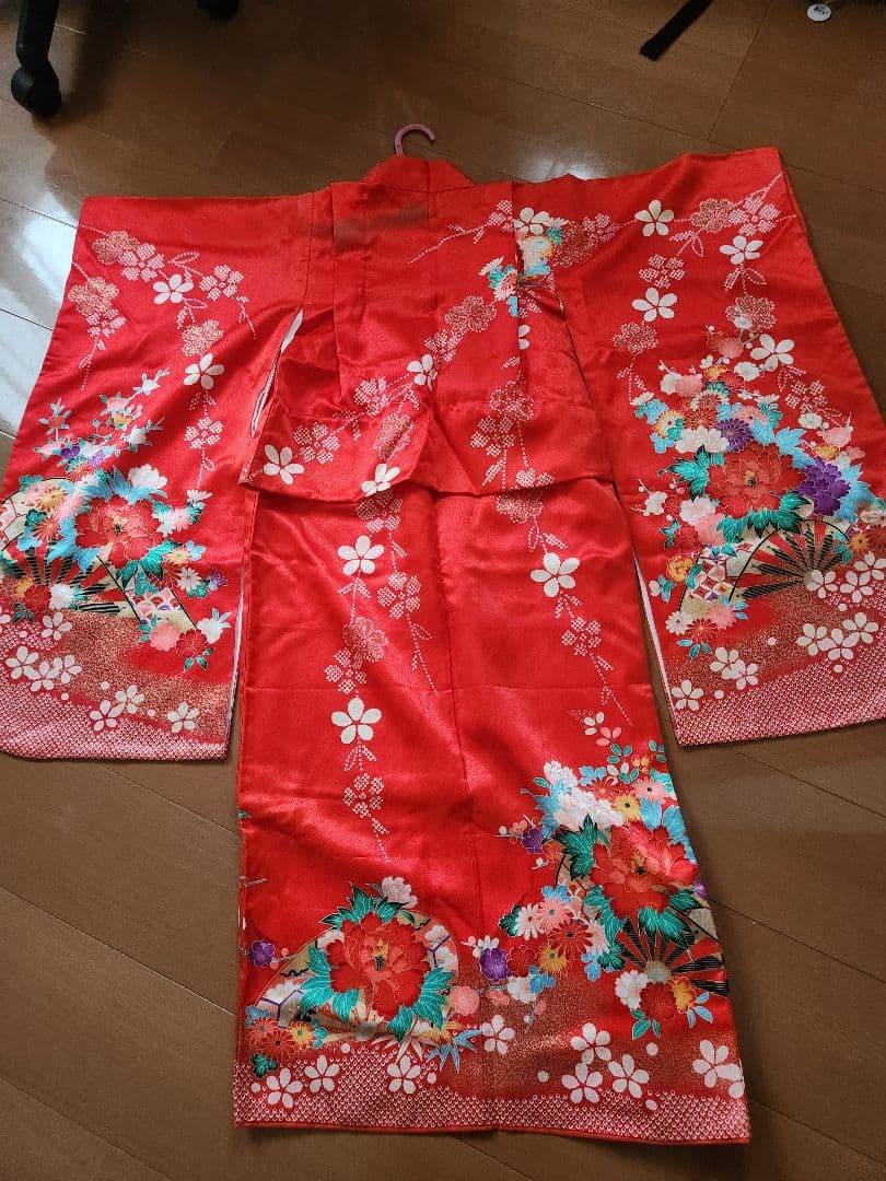 7歳着物6点セット 赤 花柄刺繍
