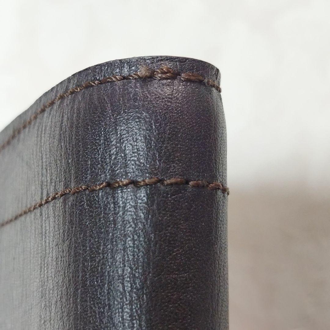 Louis Vuitton ダークブラウン 二つ折り財布