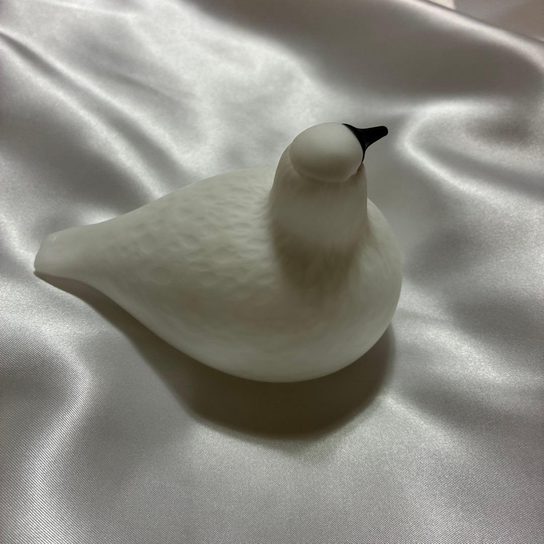 ホワイト水鳥のガラス置物　イッタラ　オイバトイッカ