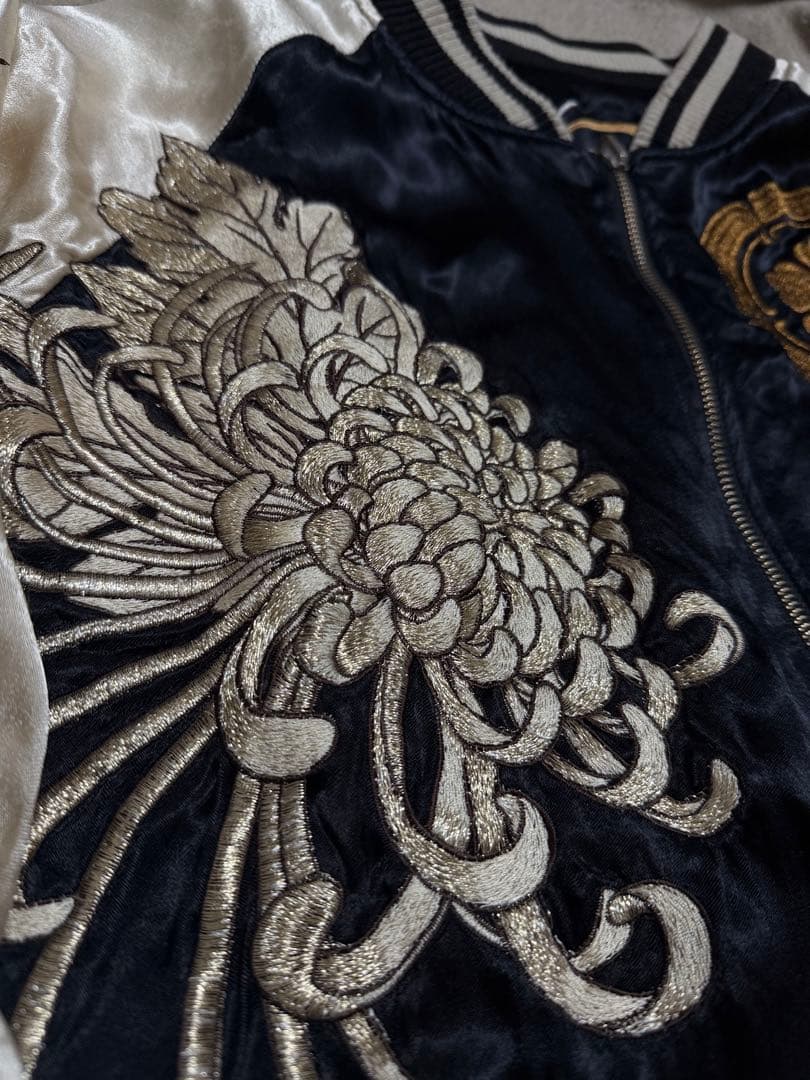 ２面用 絡繰魂 虎 花 日本限定 スカジャン vintage レーヨン