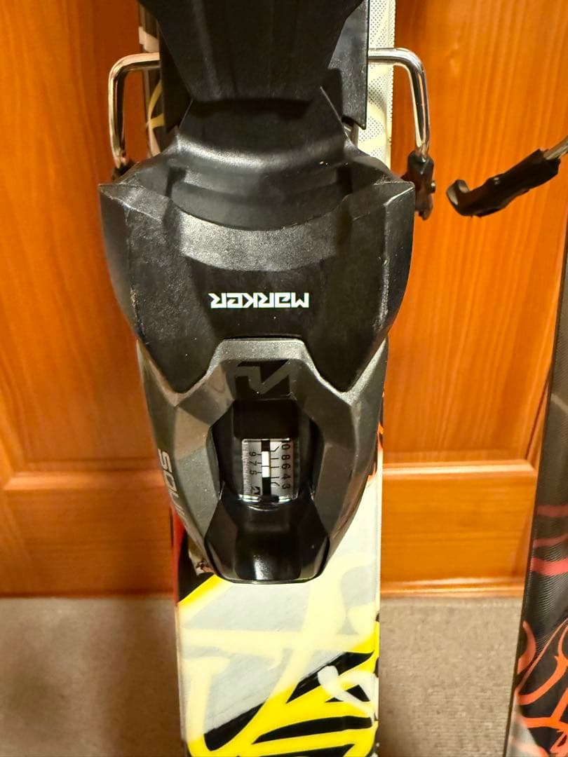 VOLKL REVOLT 81 +25 マーカー SQUIRE10 158cm