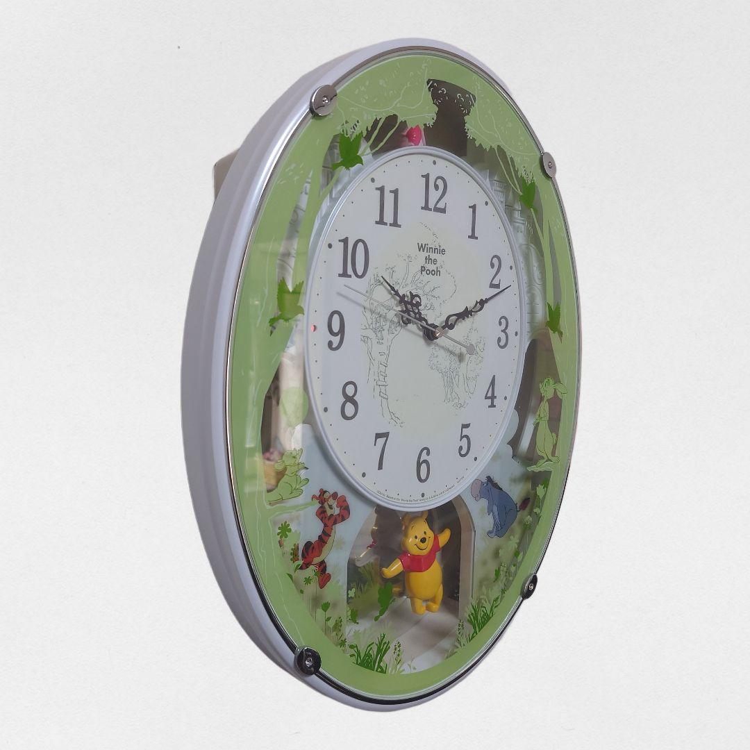 掛け時計　くまのプーさん　28曲選べるオーロラサウンド　メロディ電波掛け時計