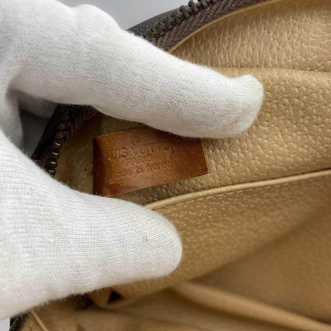 ルイヴィトン　トゥルーストワレット　23