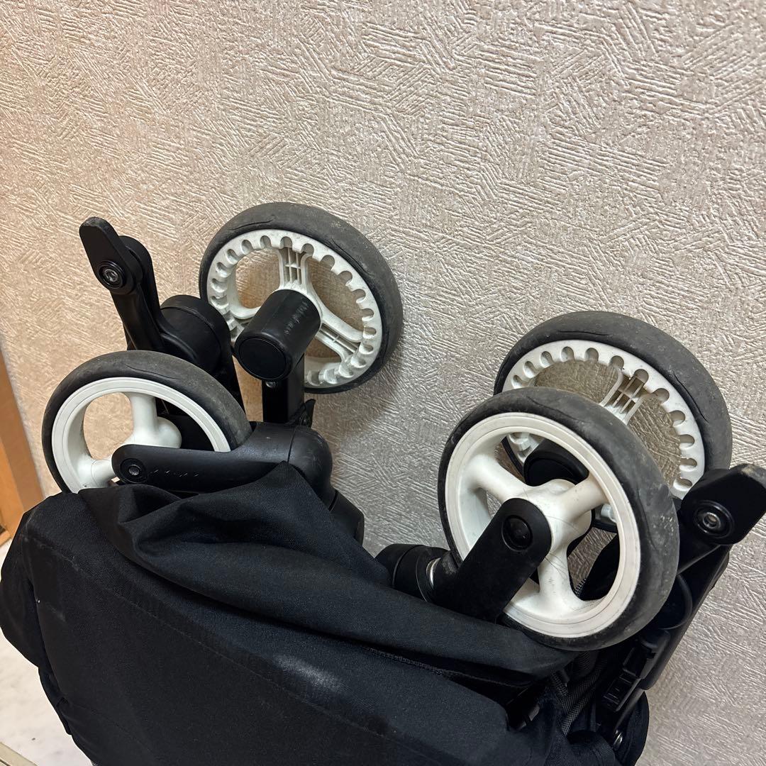 サイベックス　リベル　グレー　軽量折りたたみベビーカー 黒/グレー