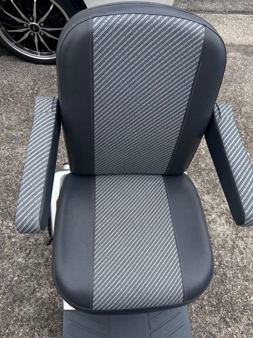 美品！電動車椅子 シニアカー SERIO セリオ SBT40