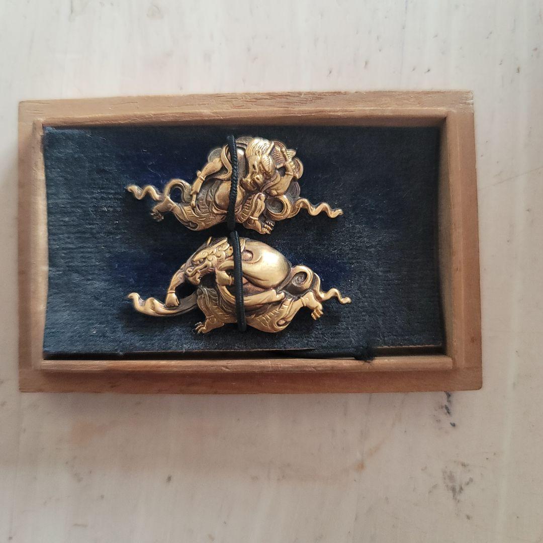 ※連休値引き！ 目貫 風神雷神 前金具 目貫箱付 煙草入れ 煙管入れ