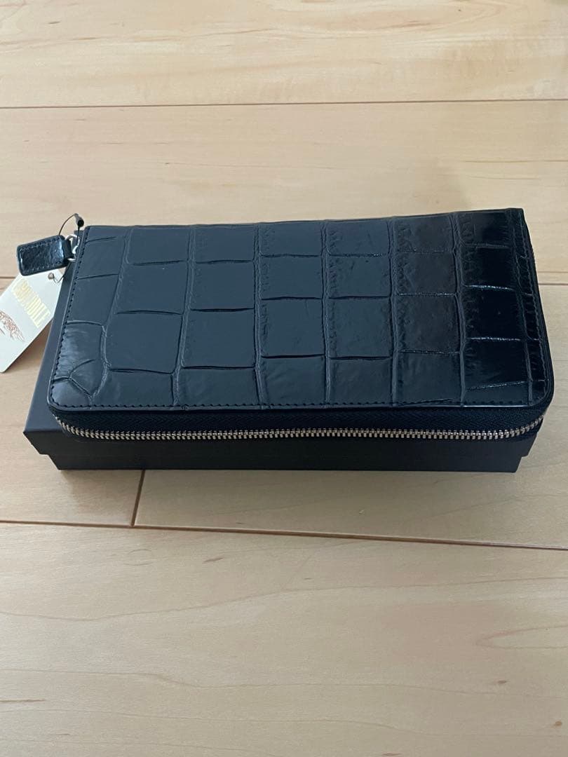 本物クロコダイル一枚革　シャムクロコダイル長財布　ブラック