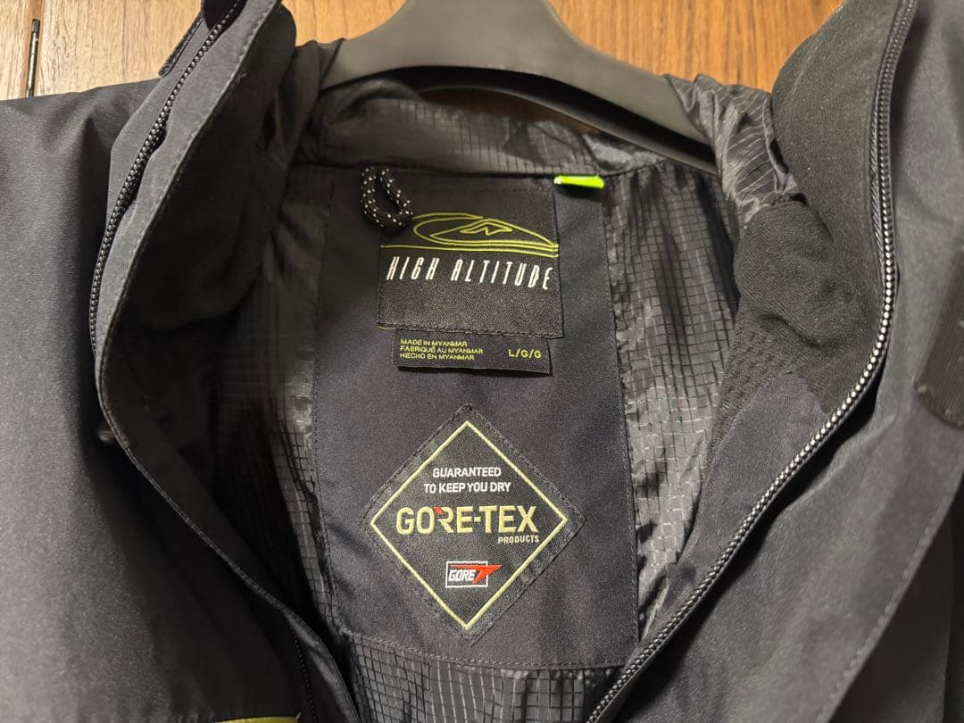 【QUIKSILVER:クイックシルバー】 スノーウェア(上)