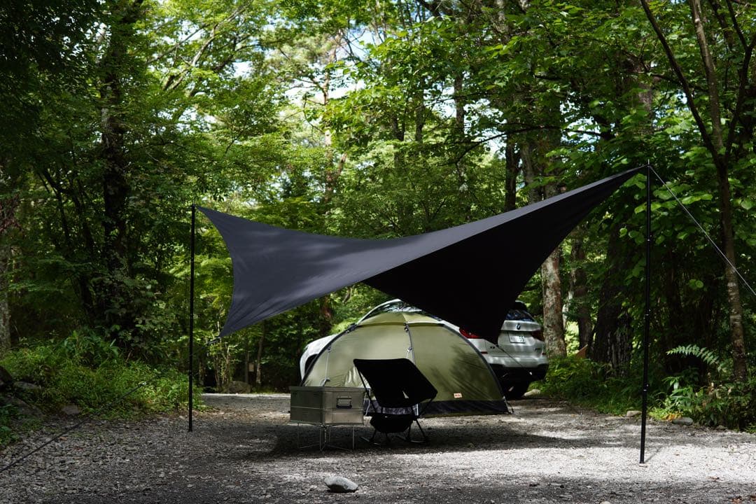 telo looks black タープ