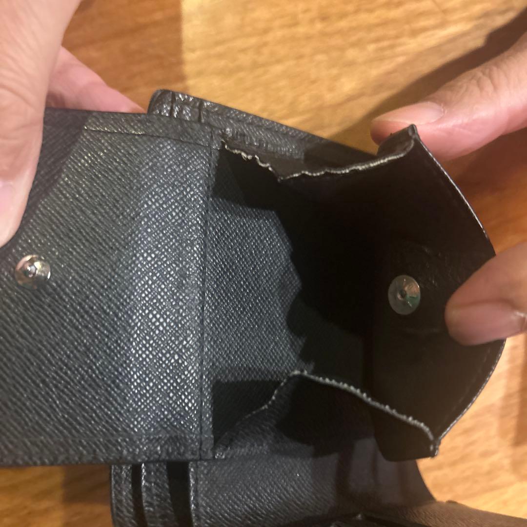 Louis Vuitton ルイヴィトン二つ折り財布 ブラック