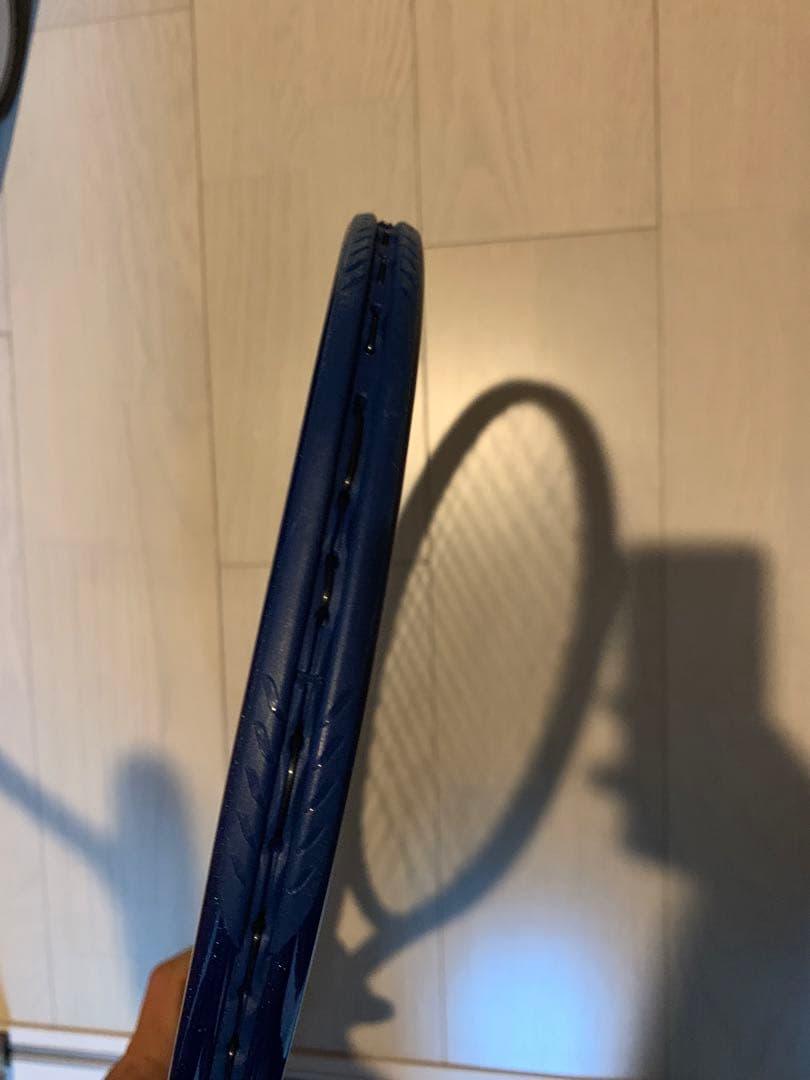 Phantom 100 テニスラケット　グリップ3