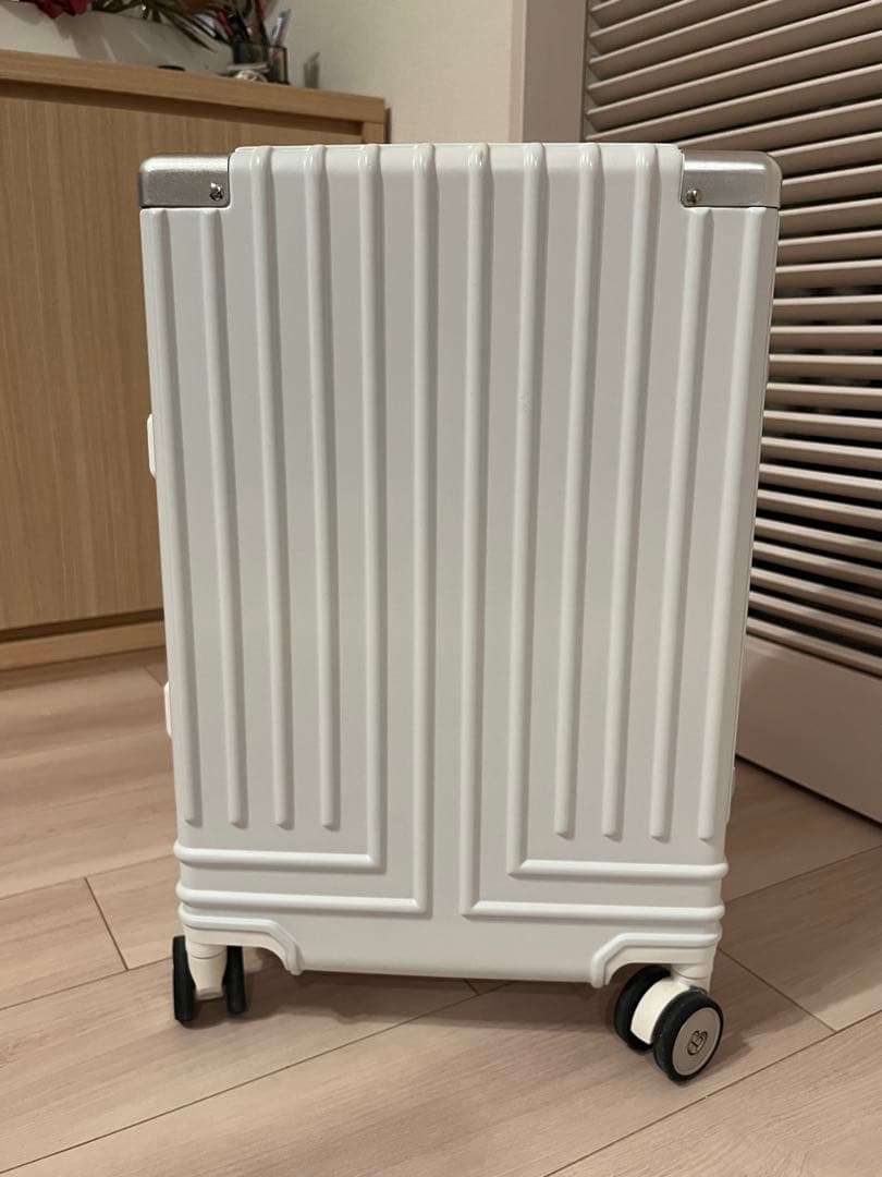 ランバンオンブルースーツケース　32L