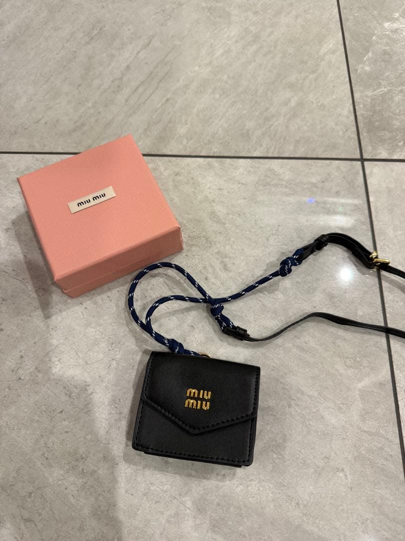 ミュウミュウ バッグチャーム コードチャーム