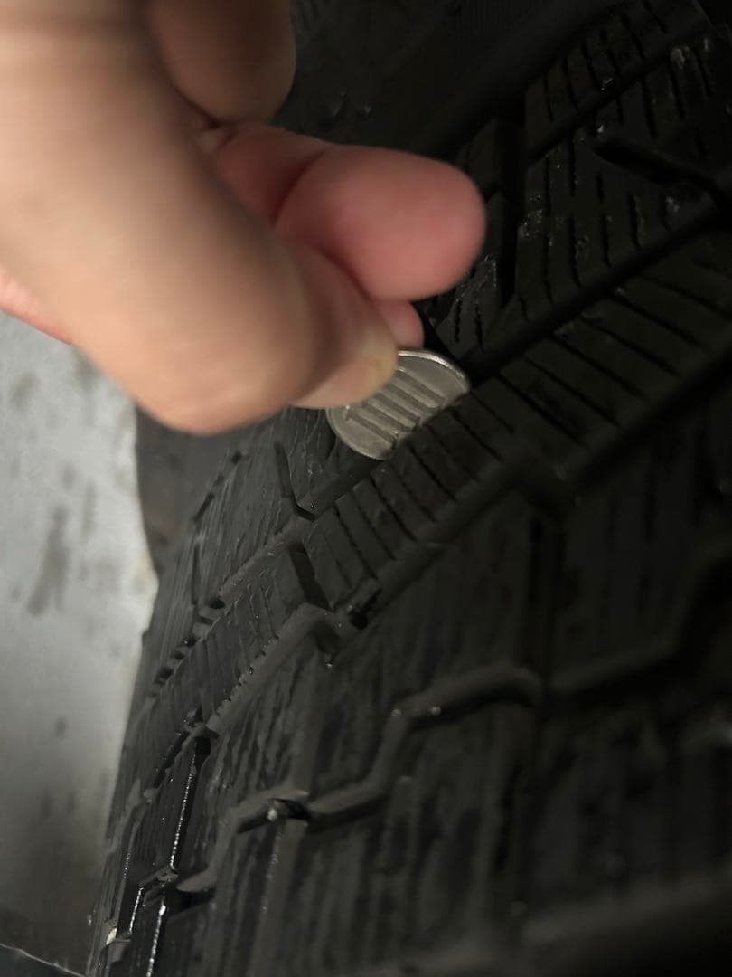 atractiveクラウンクロスオーバーYOKOHAMA スタッドレスタイ