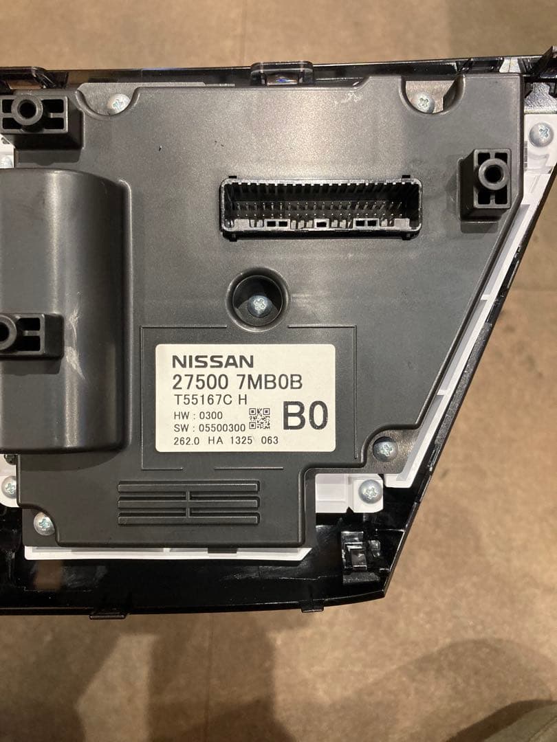 日産デイズ A／Cコントロールパネル