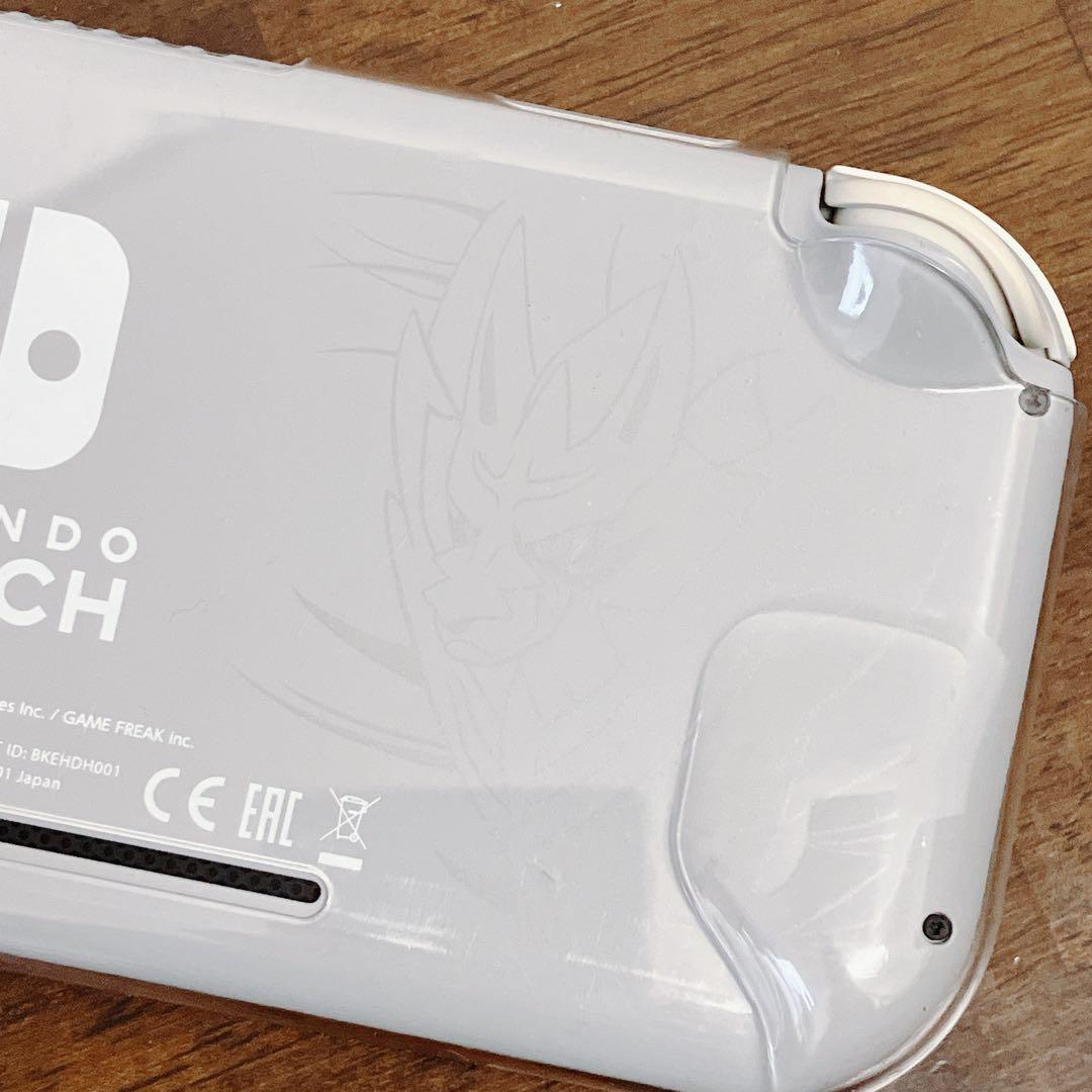 Nintendo Switch Lite ザシアン・ザマゼンタ　ポケモンソード