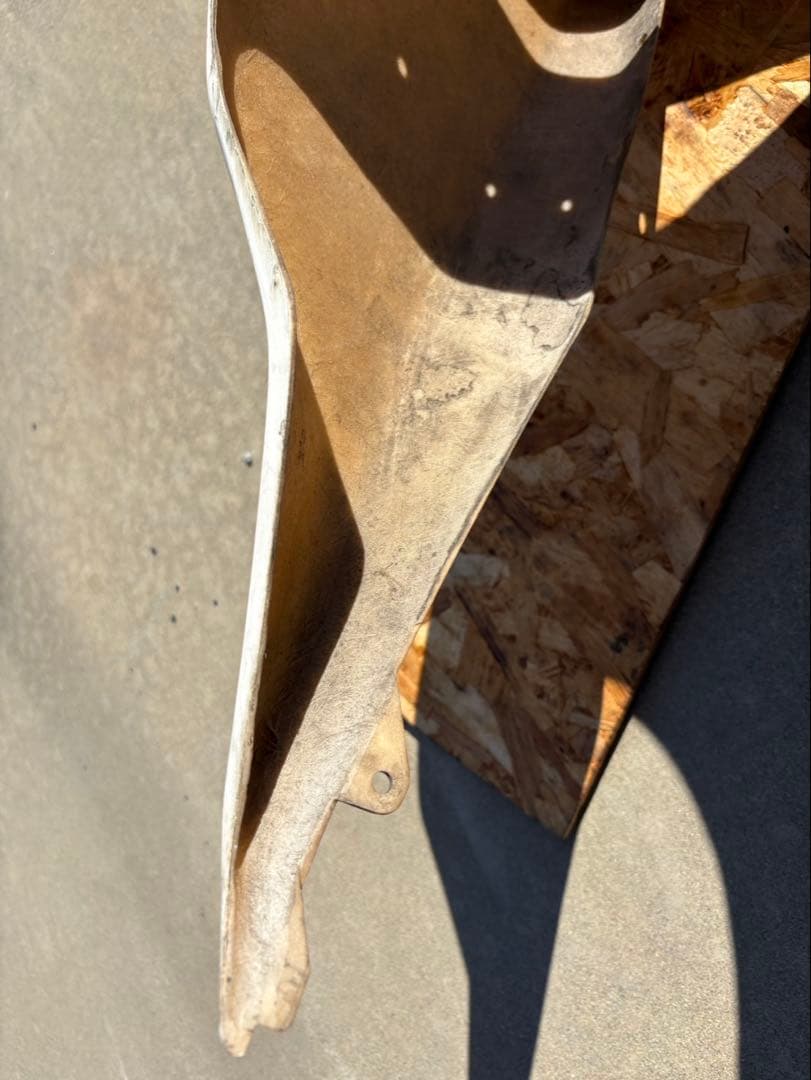 スズキ　希少　GSX750SKATANA アッパーカウル