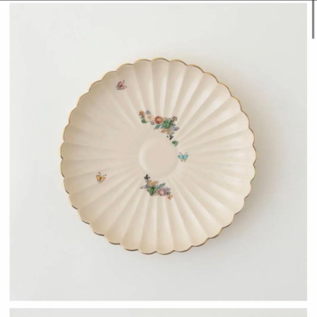 十五代目沈壽官　謹製　白薩摩菊脚皿　菊花大皿　薩摩焼