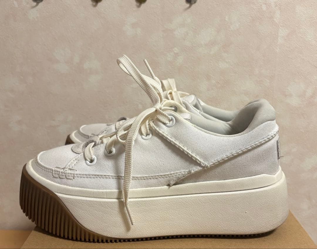 ugg EZ-Duzzit Essential Lace Up 厚底スニーカー