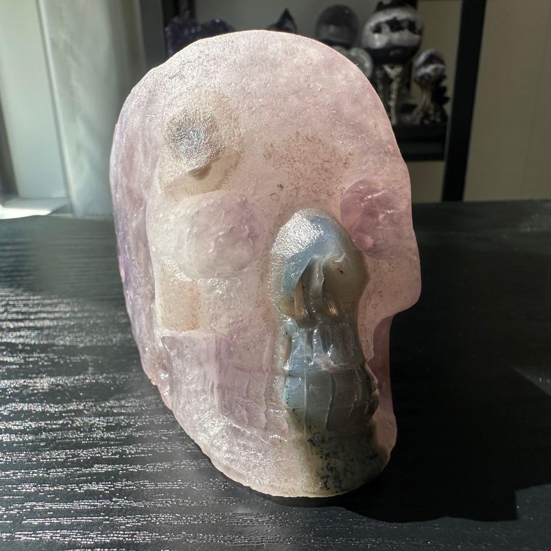 天然石アメジストの原石スカル　置物　鉱物　彫物NO.032102