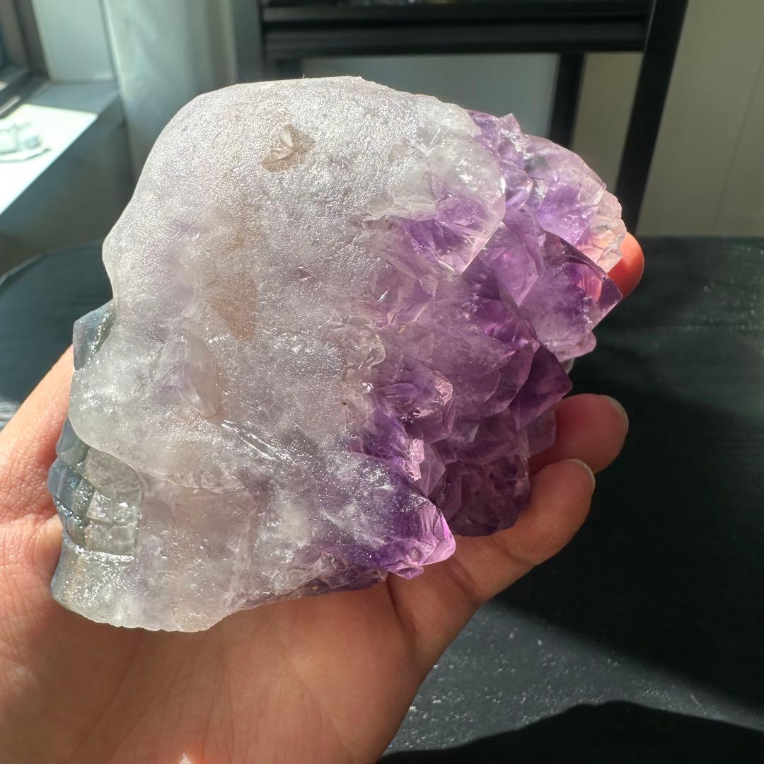 天然石アメジストの原石スカル　置物　鉱物　彫物NO.032102