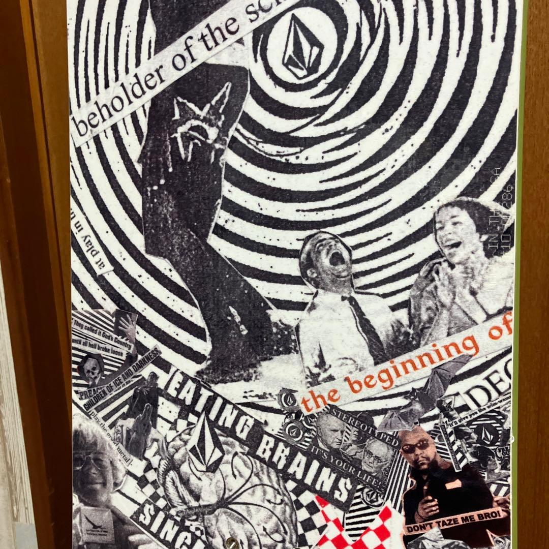 28 訳あり　レア‼︎ ボルコム volcom 非売品　スノーボード　ボード　板