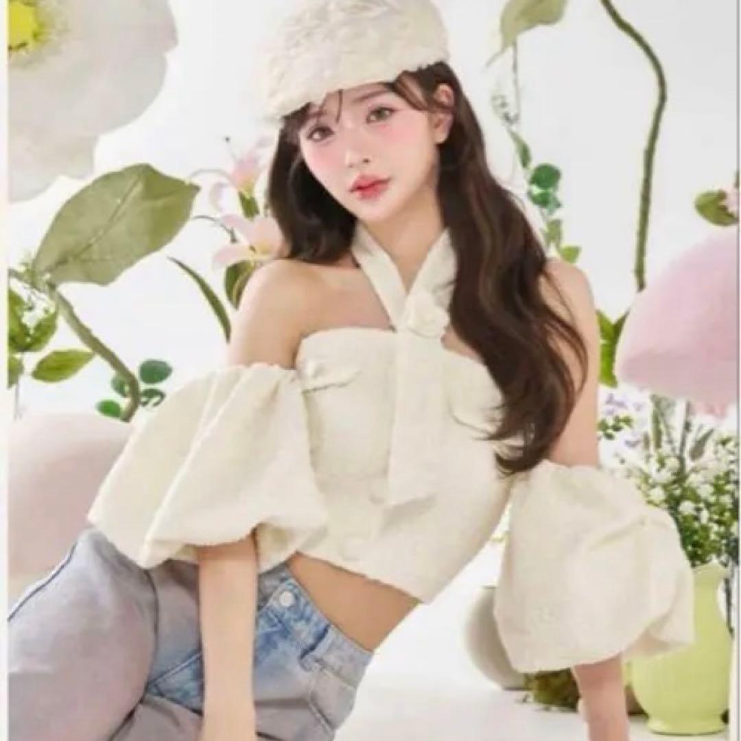 正規品　darich ホルターネックオフショルツイードトップス　白　パフスリーブ