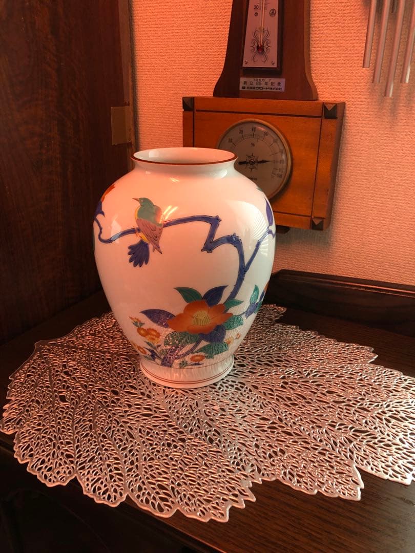 香蘭社謹製 花鳥図『春』原画 十三代酒井田柿右衛門 花瓶 約22cm