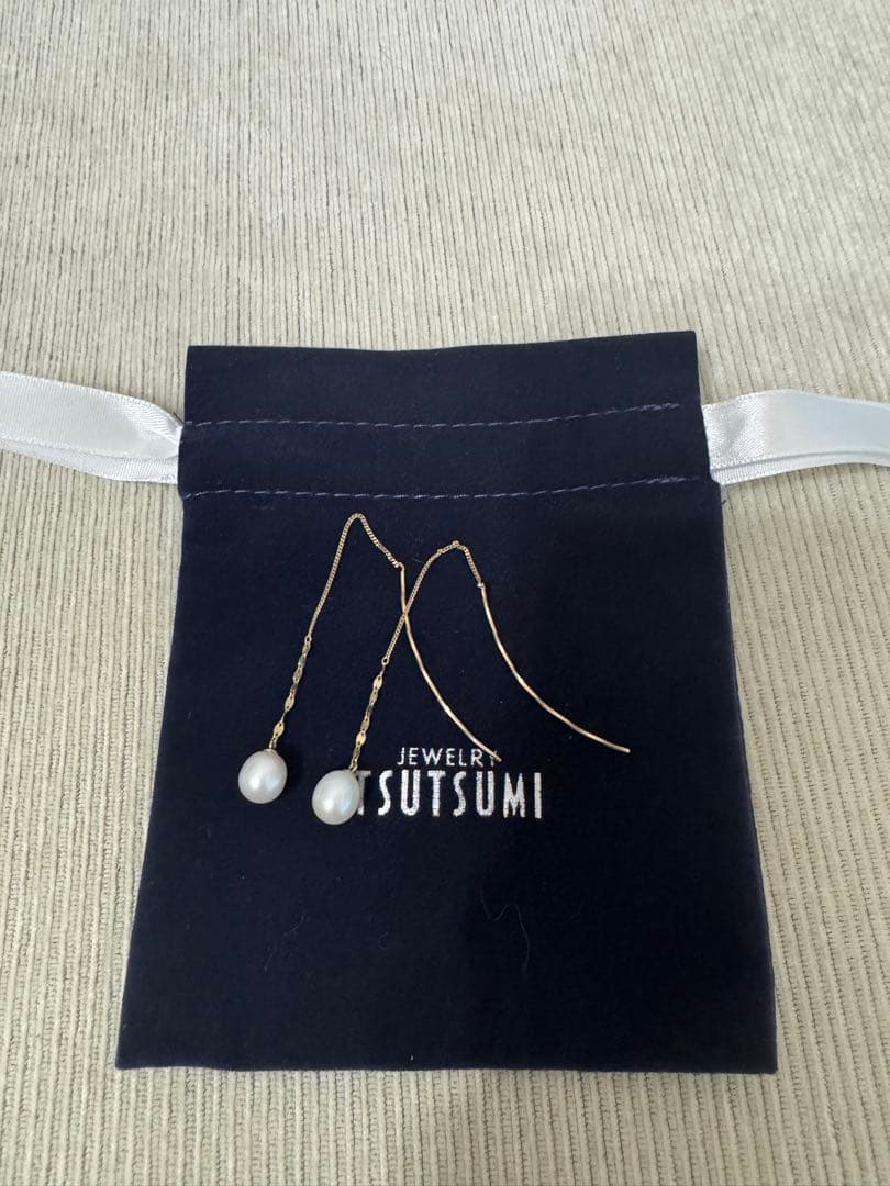 K10イエローゴールド淡水パールピアス（7.5mm)