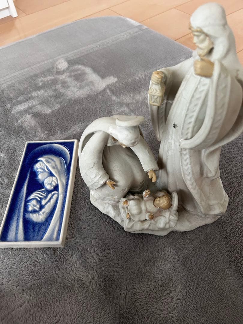 マリアと幼子の陶器製置物とタイルアートセット
