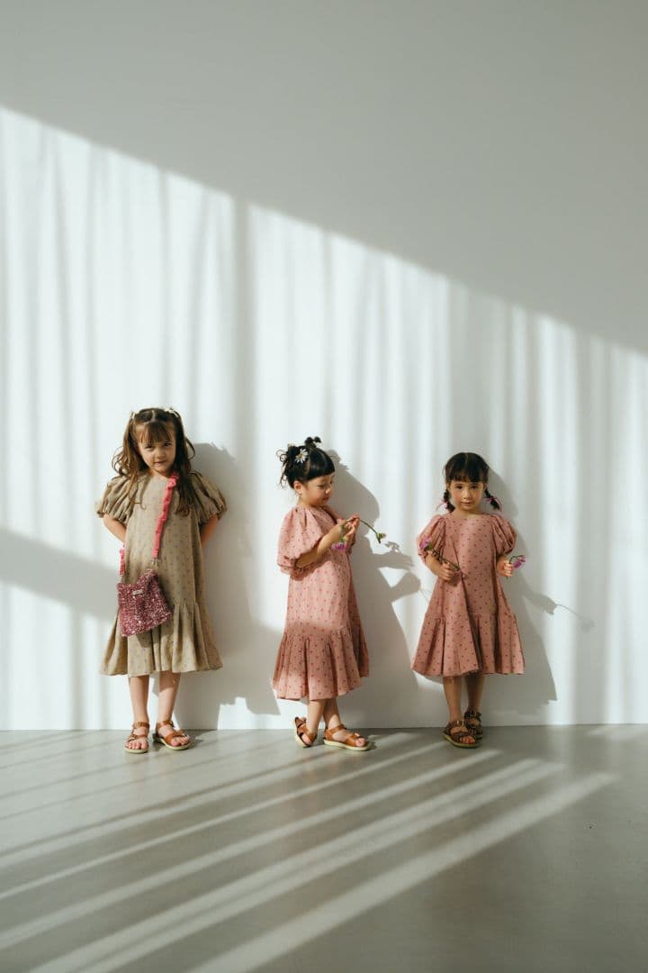 Uhr Heart Mom Dress 25SS★ワンピース apolina